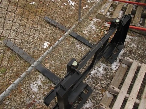 Main image for New Horst Welding 900 Lbs Pallet Fork