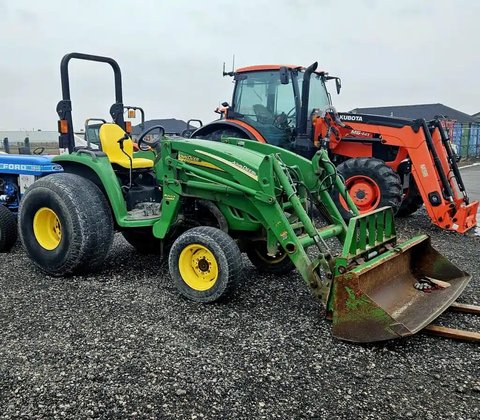 Main image for Used 2012 John Deere 4320 Tractor