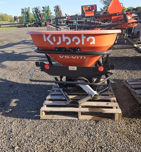 Main image for Used Kubota VS400 VITI Spreader - Fertilizer