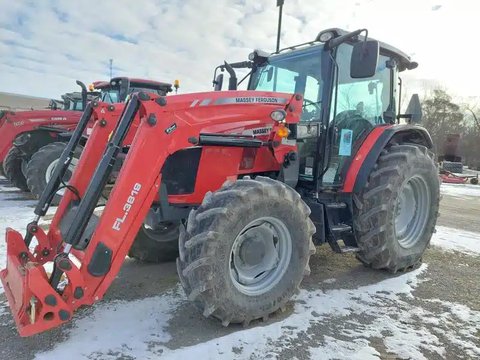 Main image for Used 2023 Massey Ferguson 5711 Tractor