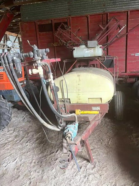 Main image for Used Hardi TR300 Sprayer - Pull Type