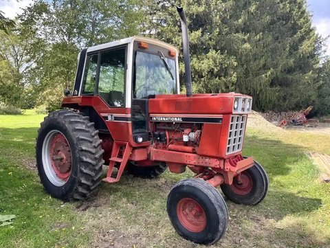 Main image for Used 1975 International Harvester 1086 Tractor