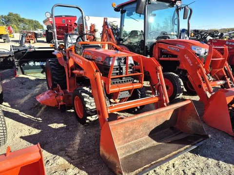 Main image for Used 2003 Kubota B2410 Tractor