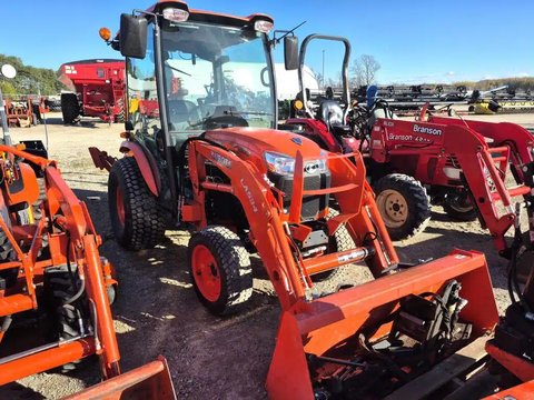 Main image for Used 2017 Kubota B2650HSDCC Tractor Loader