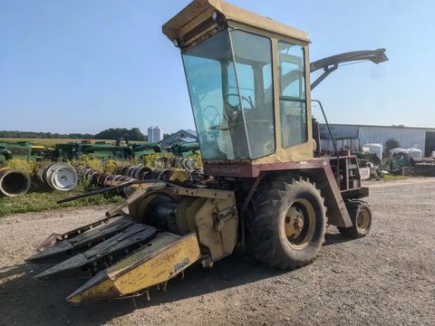 Main image for Used New Holland 1895 Forage Harvester