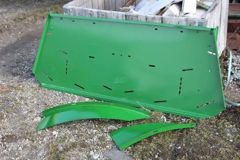 Main image for New John Deere 9500 & 9600 Tails & Fins Parts New-Used