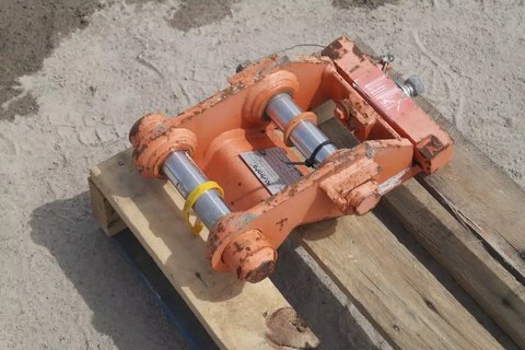 Main image for Used Kubota Quick Coupler Adapter