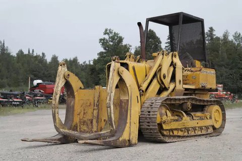 Main image for Used John Deere 450C Skid Steer