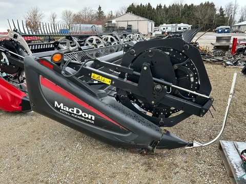 Main image for Used MacDon FD75 Header - Draper