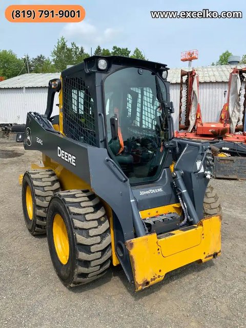 Main image for Used 2023 John Deere 324G Skid Steer