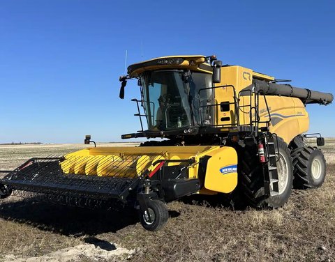 Main image for Used 2024 New Holland CR9.90Z Combine