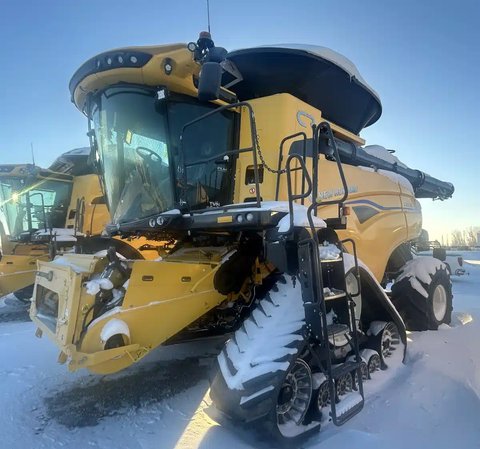 Main image for Used 2024 New Holland CR9.90Z Combine