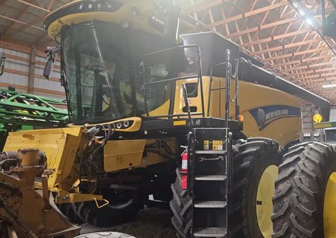 Main image for Used 2019 New Holland CX8.80 Combine