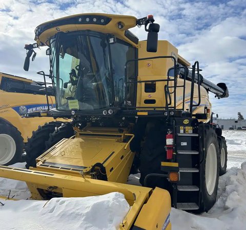 Main image for Used 2024 New Holland CR9.90Z Combine