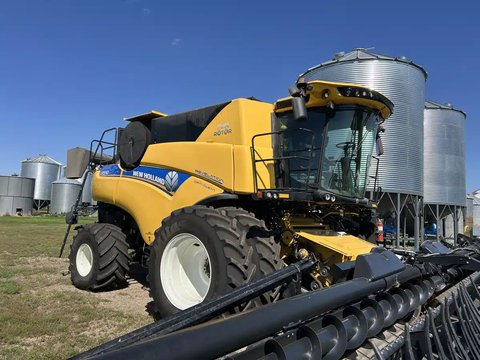 Main image for Used 2021 New Holland CR9.90Z Combine