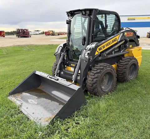 Main image for New 2025 New Holland L320 Skid Steer