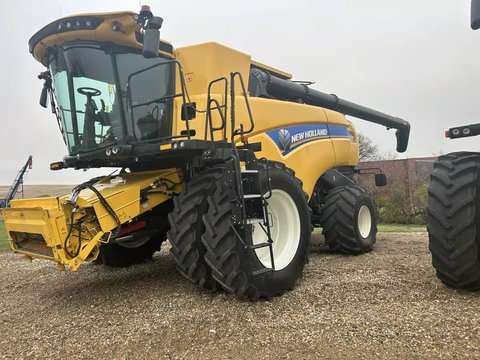 Main image for Used 2023 New Holland CX8.90 Combine