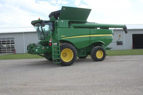Main image for Used 2012 John Deere S660 Combine