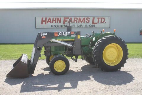 Main image for Used John Deere 2120 Tractor
