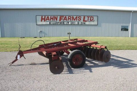Main image for Used International Harvester 370 Disc