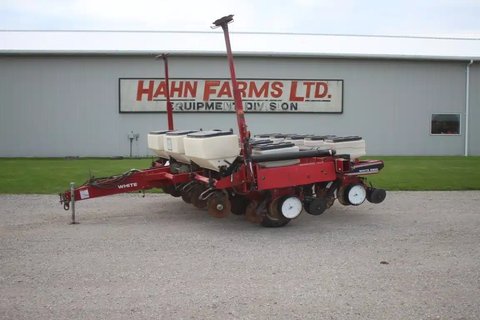 Main image for Used White 6100 Planter