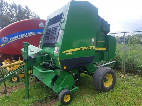 Main image for Used 2010 John Deere 854 Round Baler