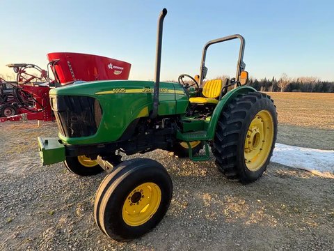 Main image for Used 2006 John Deere 5325 Tractor