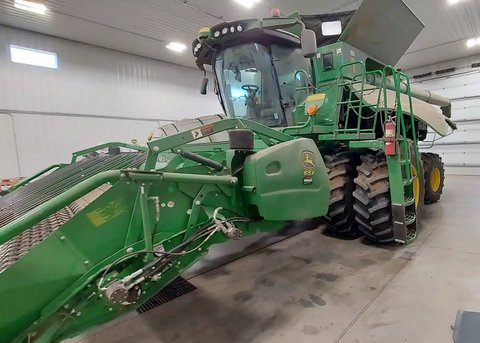 Main image for Used 2018 John Deere S790 Combine