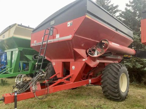 Main image for Used 2018 Unverferth 8250 Grain Cart
