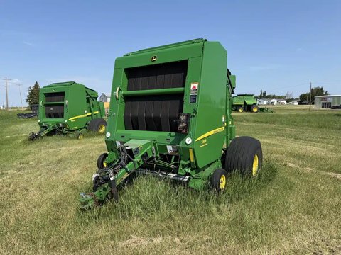 Main image for Used 2014 John Deere 569 Round Baler