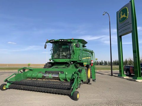 Main image for Used 2012 John Deere S670 Combine