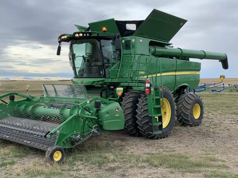Main image for Used 2016 John Deere S680 Combine