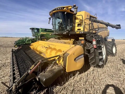 Main image for Used 2023 New Holland CR9.90 Combine