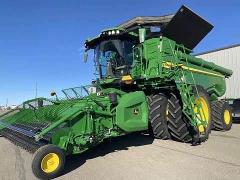 Main image for Used 2024 John Deere X9 1000 Combine