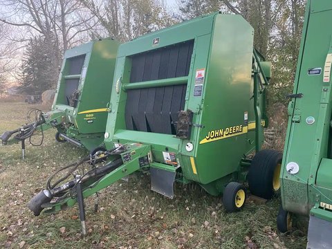 Main image for Used 2001 John Deere 567 Round Baler