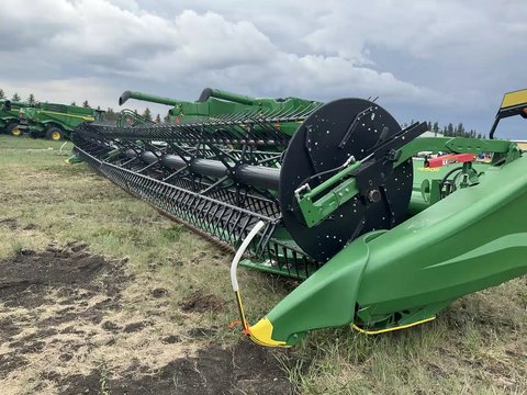 Main image for Used 2021 John Deere HD50R Header - Draper