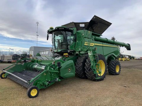 Main image for Used 2023 John Deere X9 1000 Combine
