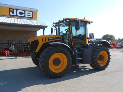 Main image for Used 2023 JCB FASTRAC 4220 Tractor