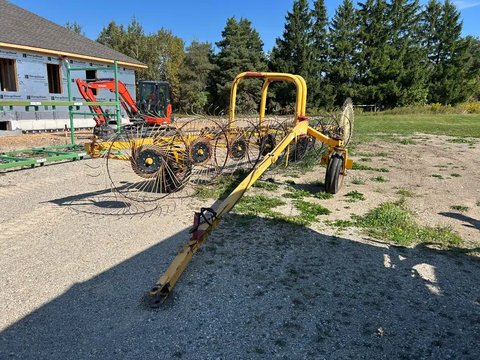 Main image for Used Inland 9 Wheel Rake