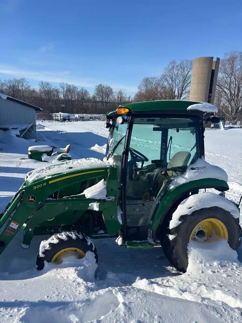 Main image for John Deere 3039R Tractor