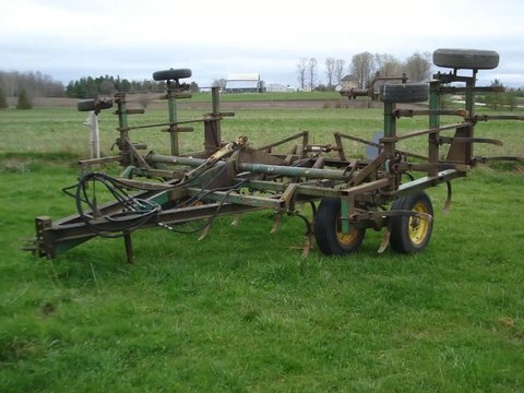 Main image for Used John Deere 1000 Cultivator