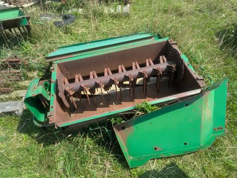 Main image for Used John Deere 40" Straw Chopper