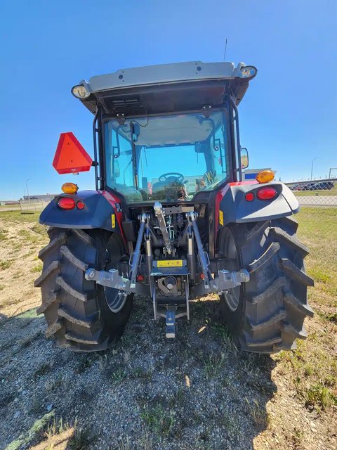 Main image for Used 2022 Massey Ferguson 4710 Tractor