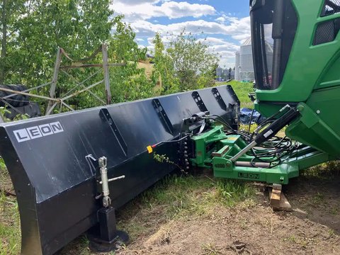 Main image for Used Leon 4000 Dozer Blade