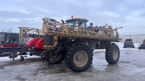 Main image for 2018 RoGator 900C Sprayer - Self Propelled