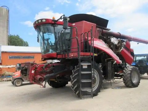 Main image for Used 2009 Case IH 7120 Combine