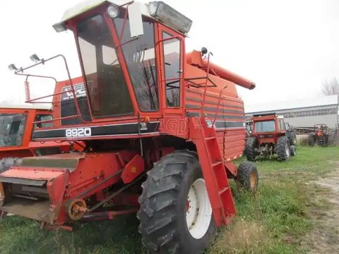 Main image for Used 1985 White 8920 Combine