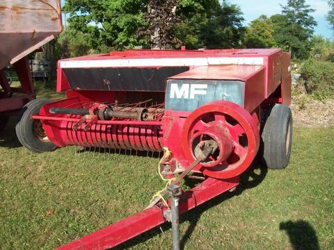 Main image for Used Massey Ferguson 128 Square Baler - Small