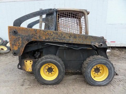 Main image for Used 2005 John Deere 325 Skid Steer