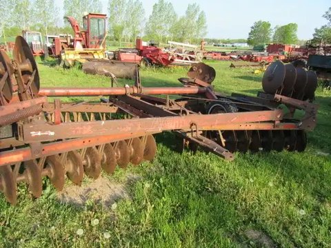 Main image for Used Cockshutt 252 Disc